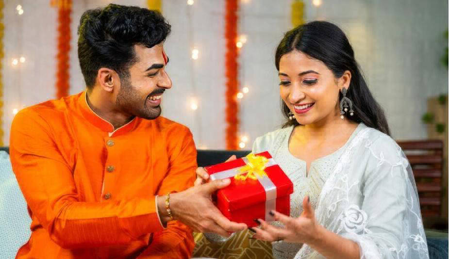 Successful Indian sugar daddy using SugarDaddyMeet
